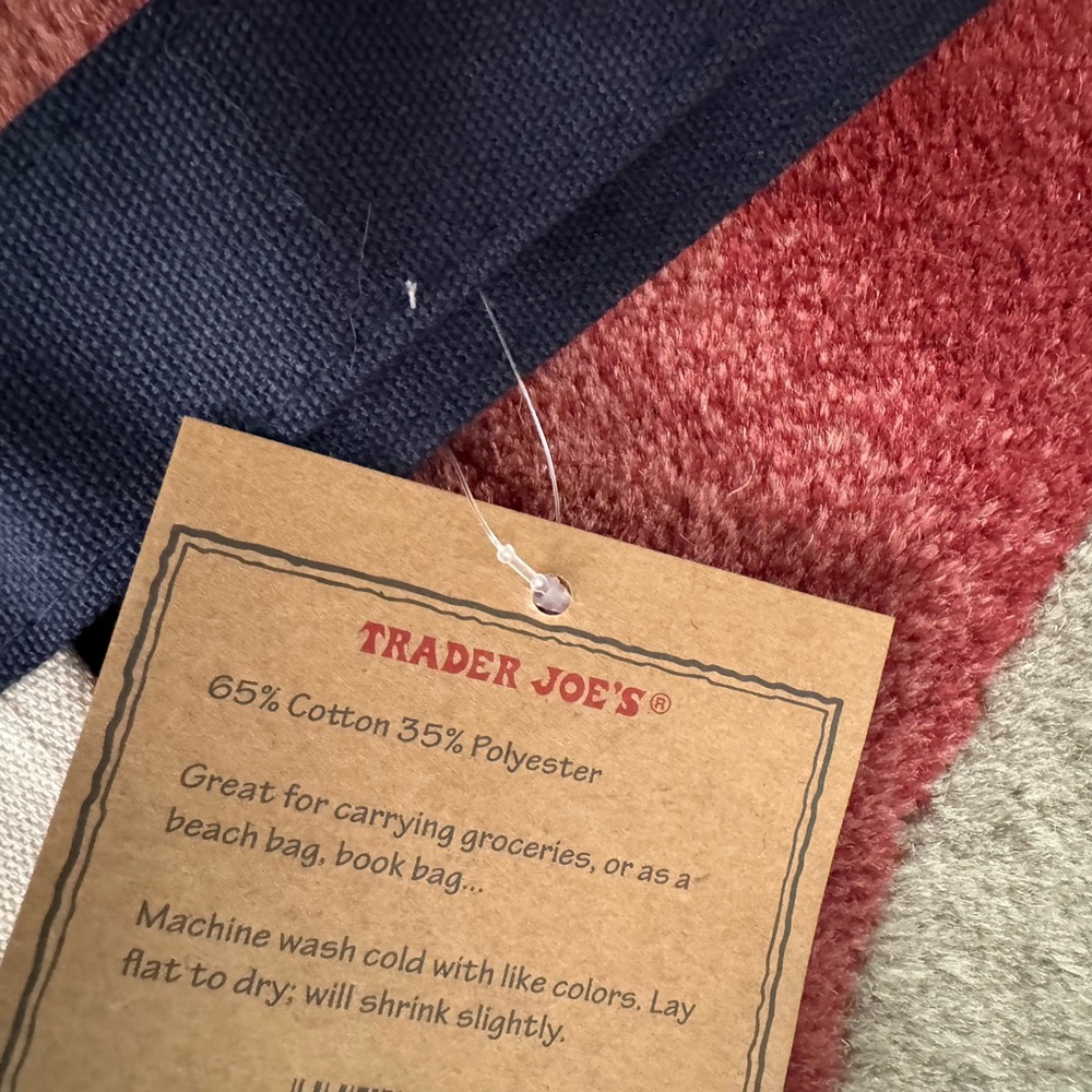 NWT Trader Joe’s reusable canvas bag - Picture 4 of 6